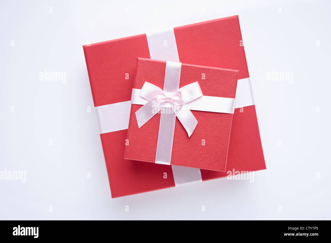 Ein großes Geschenk-Box und ein kleines Geschenk-box Stockfoto