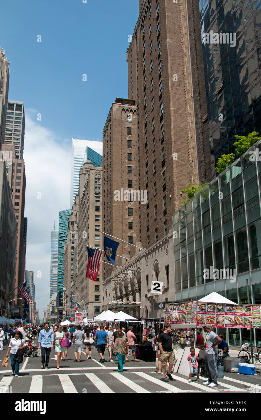 Am Wochenende Street Market Lexington Avenue Midtown Center East Manhattan New York Vereinigte Staaten von Amerika Stockfoto