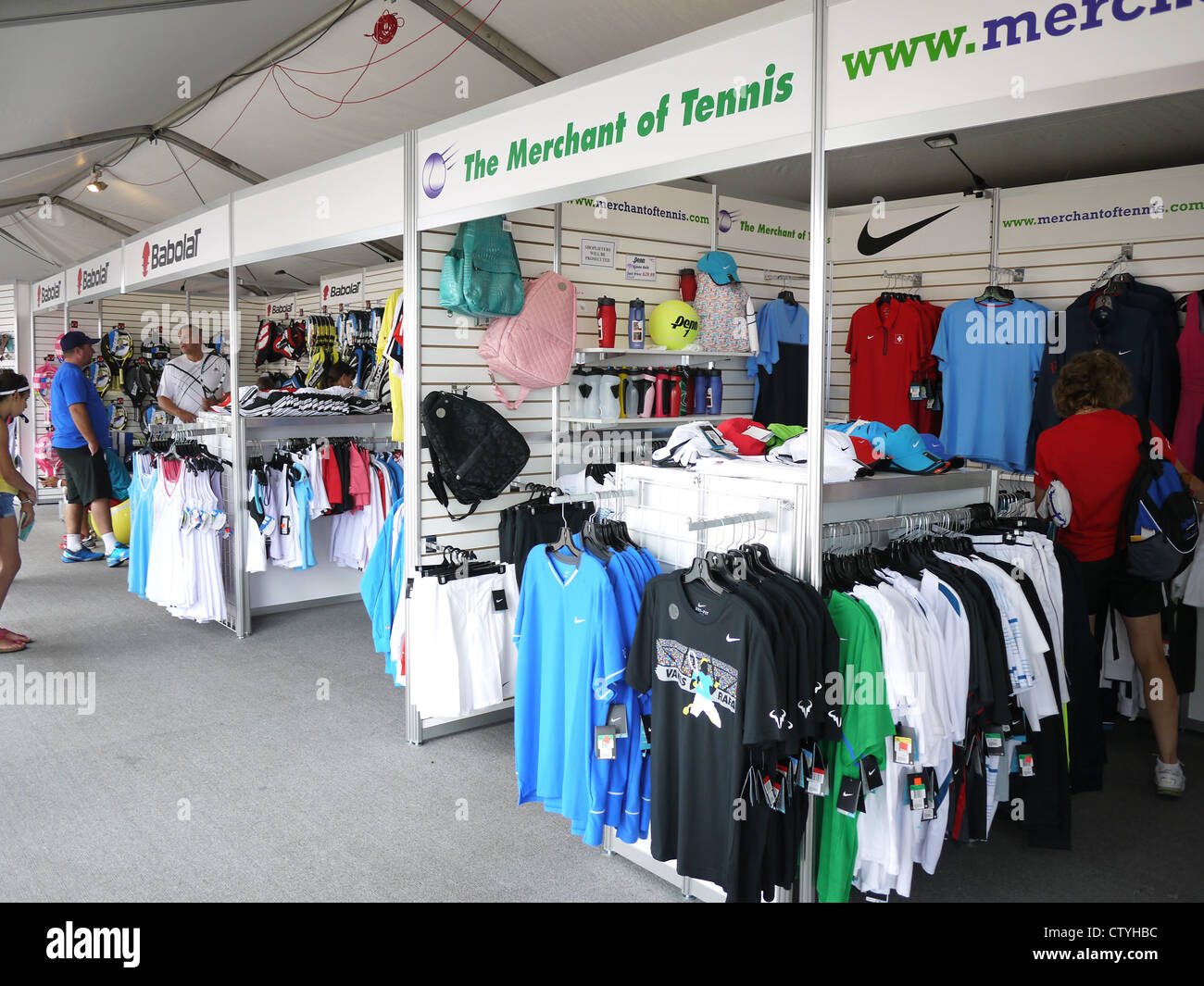 athletische Sportbekleidung tragen Kleidung Shop Verkauf Stockfoto