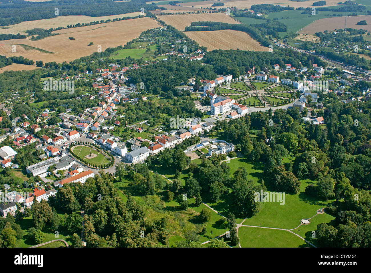 Luftbild des Marktplatzes und Zirkus, Putbus, Insel Rügen, Ostseeküste, Mecklenburg-West Pomerania, Deutschland Stockfoto