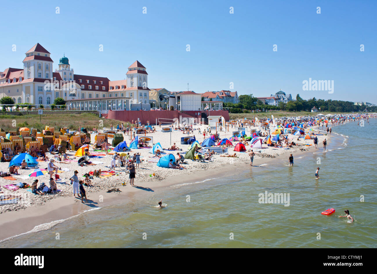 Spa Hotel und Strand, Binz, Insel Rügen, Ostseeküste, Mecklenburg-West Pomerania, Deutschland Stockfoto
