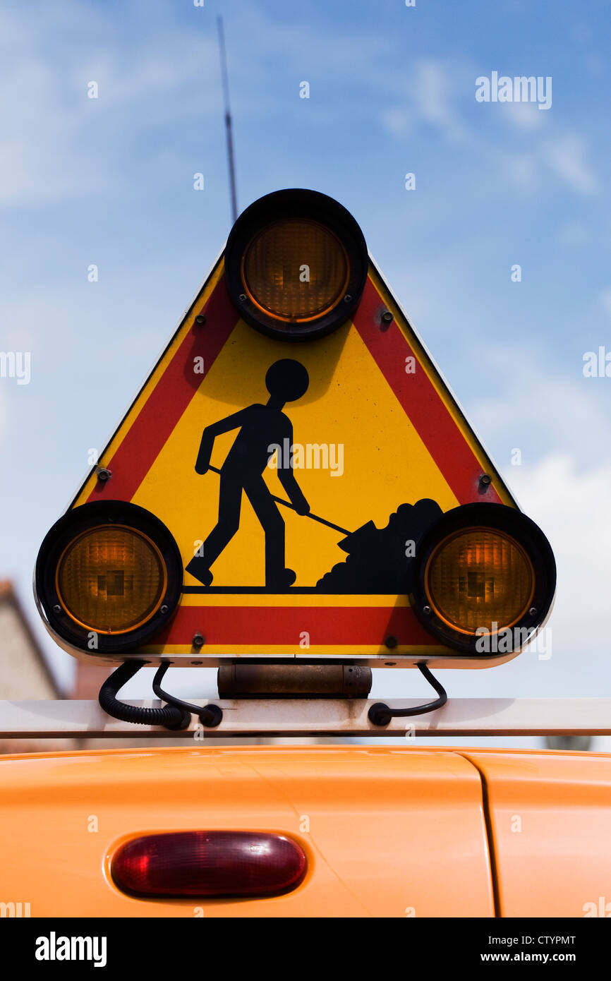 Französischen Baustellen melden Sie an der Spitze eines Transporters. Stockfoto