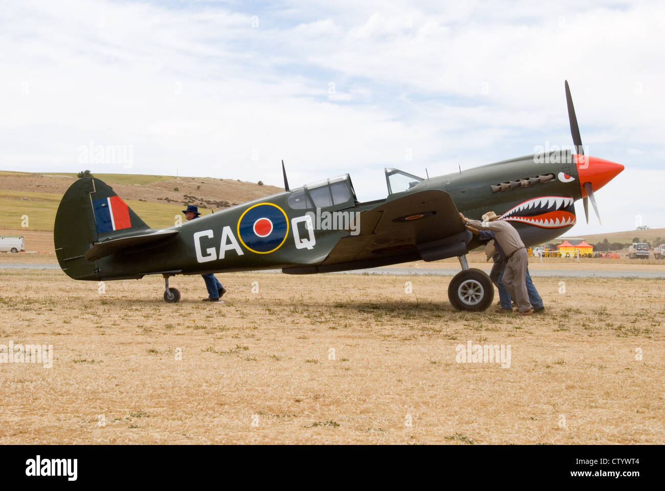 Curtiss p 40 kittyhawk -Fotos und -Bildmaterial in hoher Auflösung – Alamy