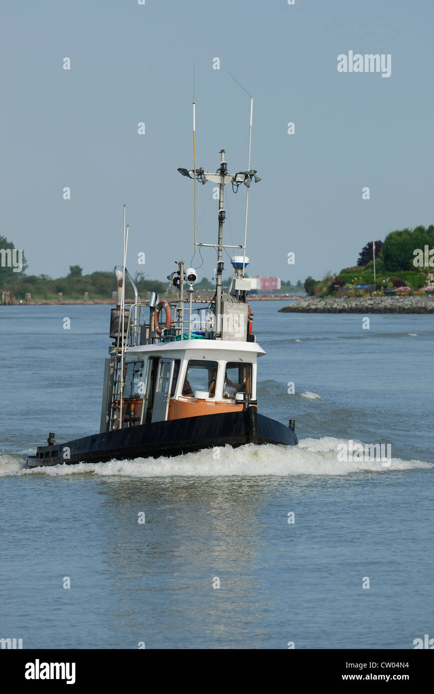 Schlepper, verschieben Sie den Fraser River, British Columbia. Stockfoto