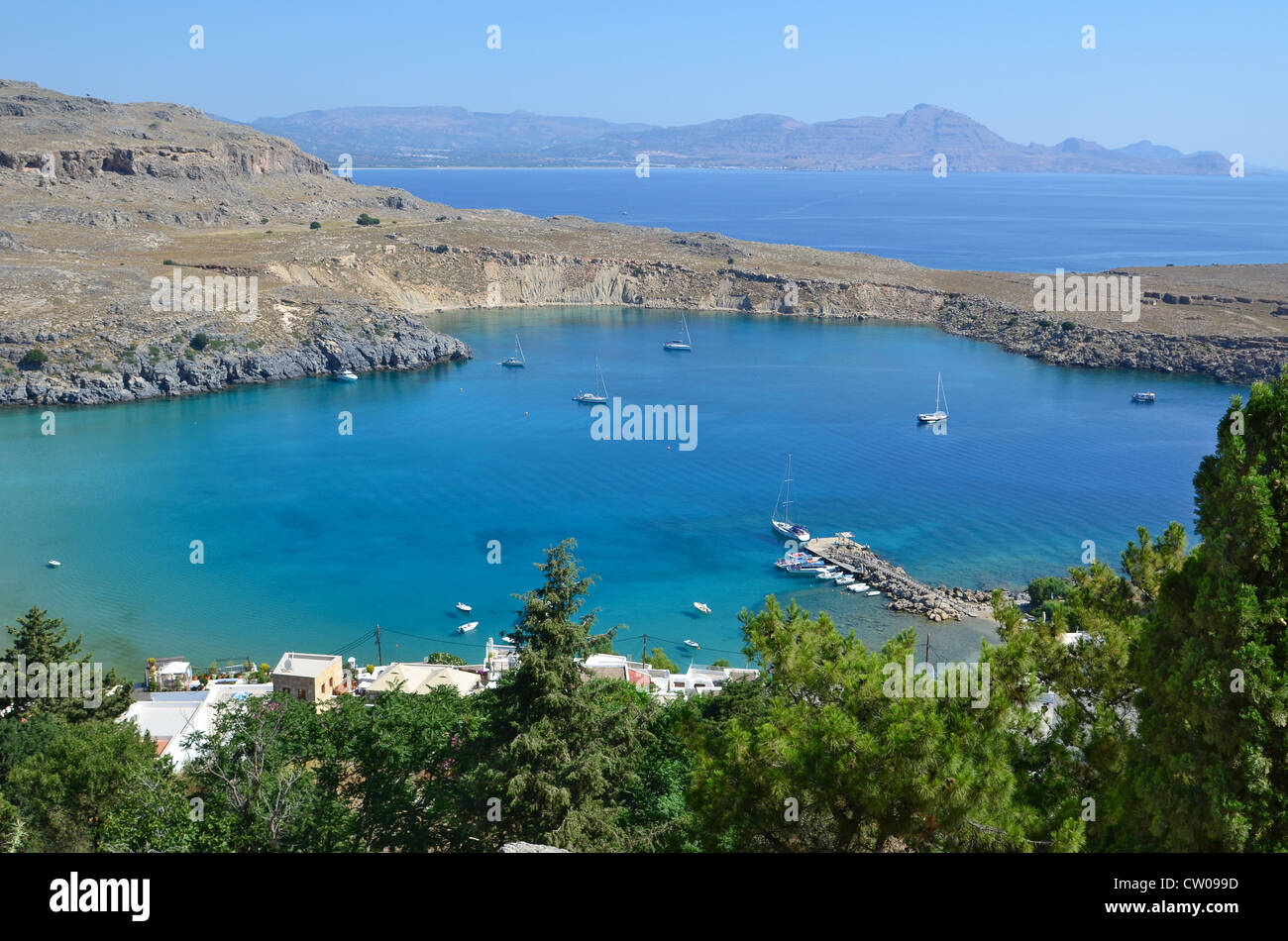 St. Pauls Bay in Lindos auf der griechischen Insel Rhodos Stockfoto