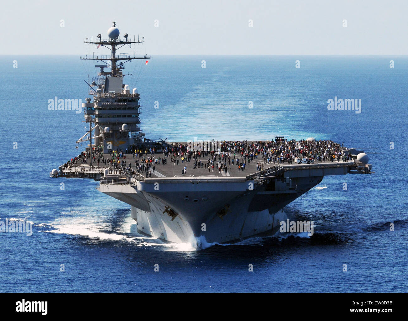 Segler der NimitzKlasse Flugzeugträger USS Abraham Lincoln (CVN 72