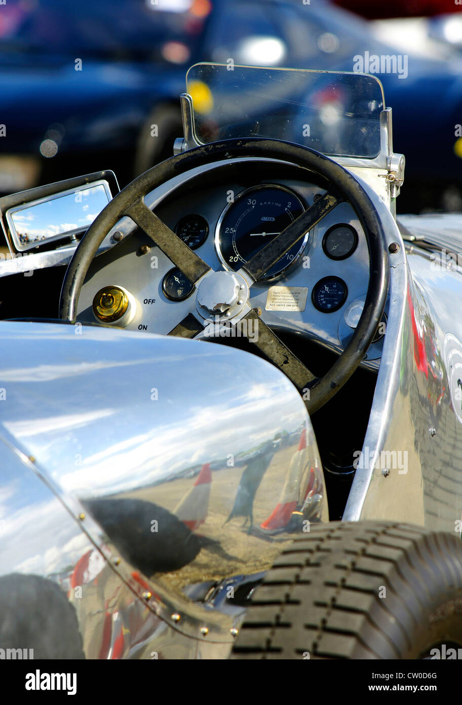 Einige atemberaubende Autos aus dem Top Gear Flügel und Räder zeigen, 2011. Von Ferrari F40, Napier Railtons hatte es alles! Stockfoto