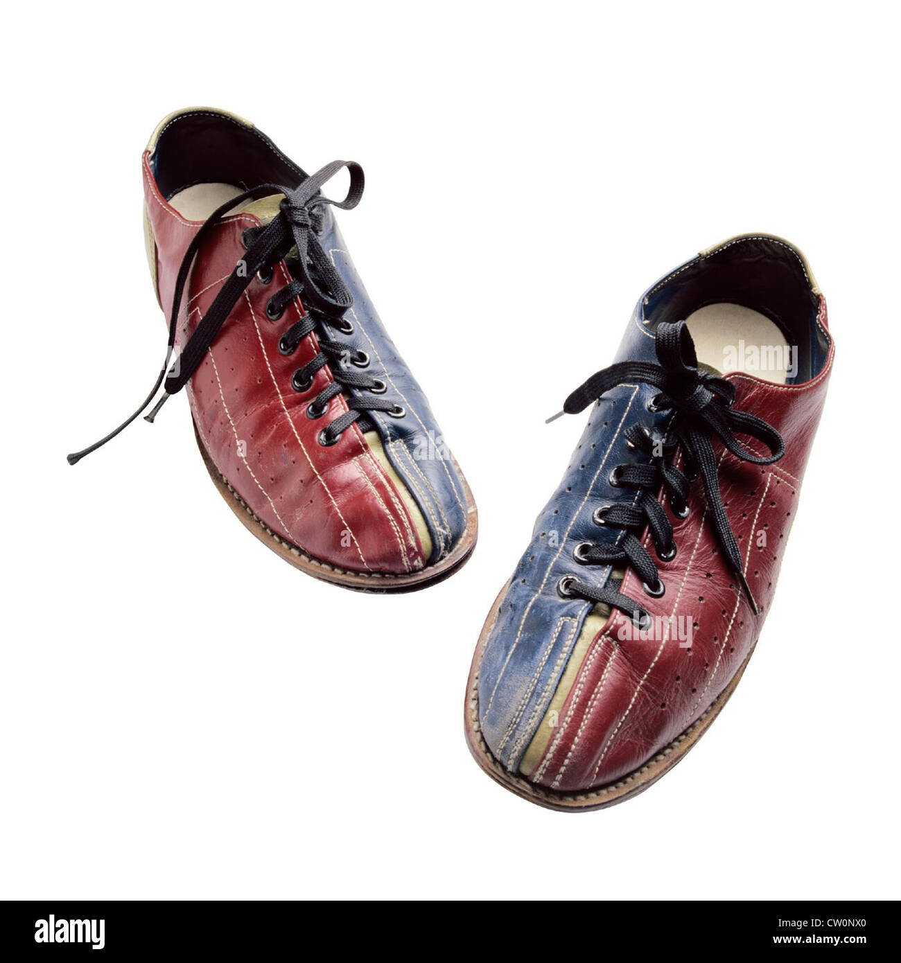 Isoliert auf dem weißen Sportschuhe Stockfoto