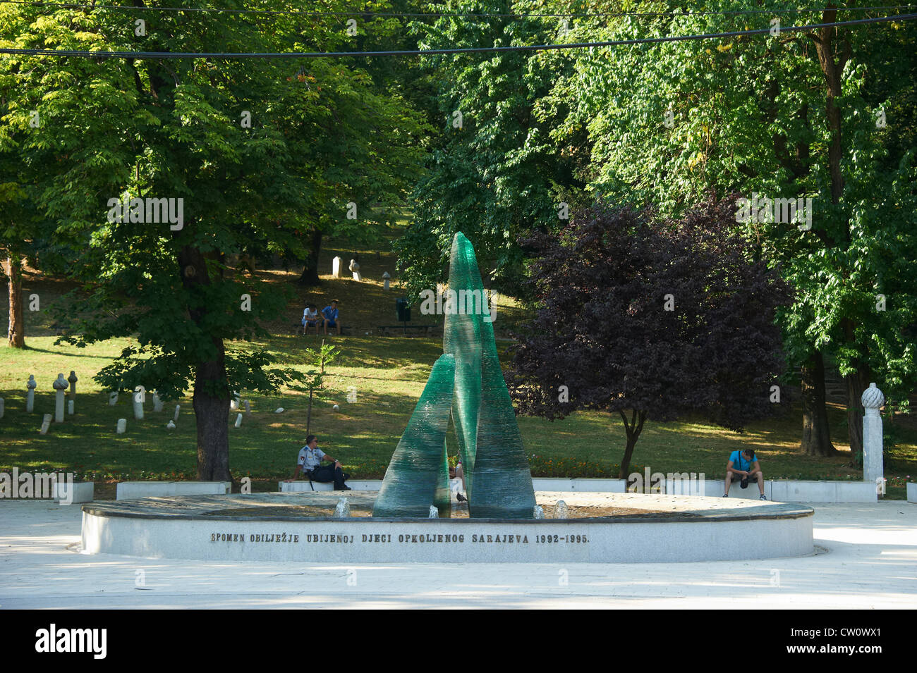 Denkmal für Kinder während der Belagerung von Sarajevo getötet. 521 Namen geschrieben sind. Sarjevo Bosnien und Herzegowina Stockfoto