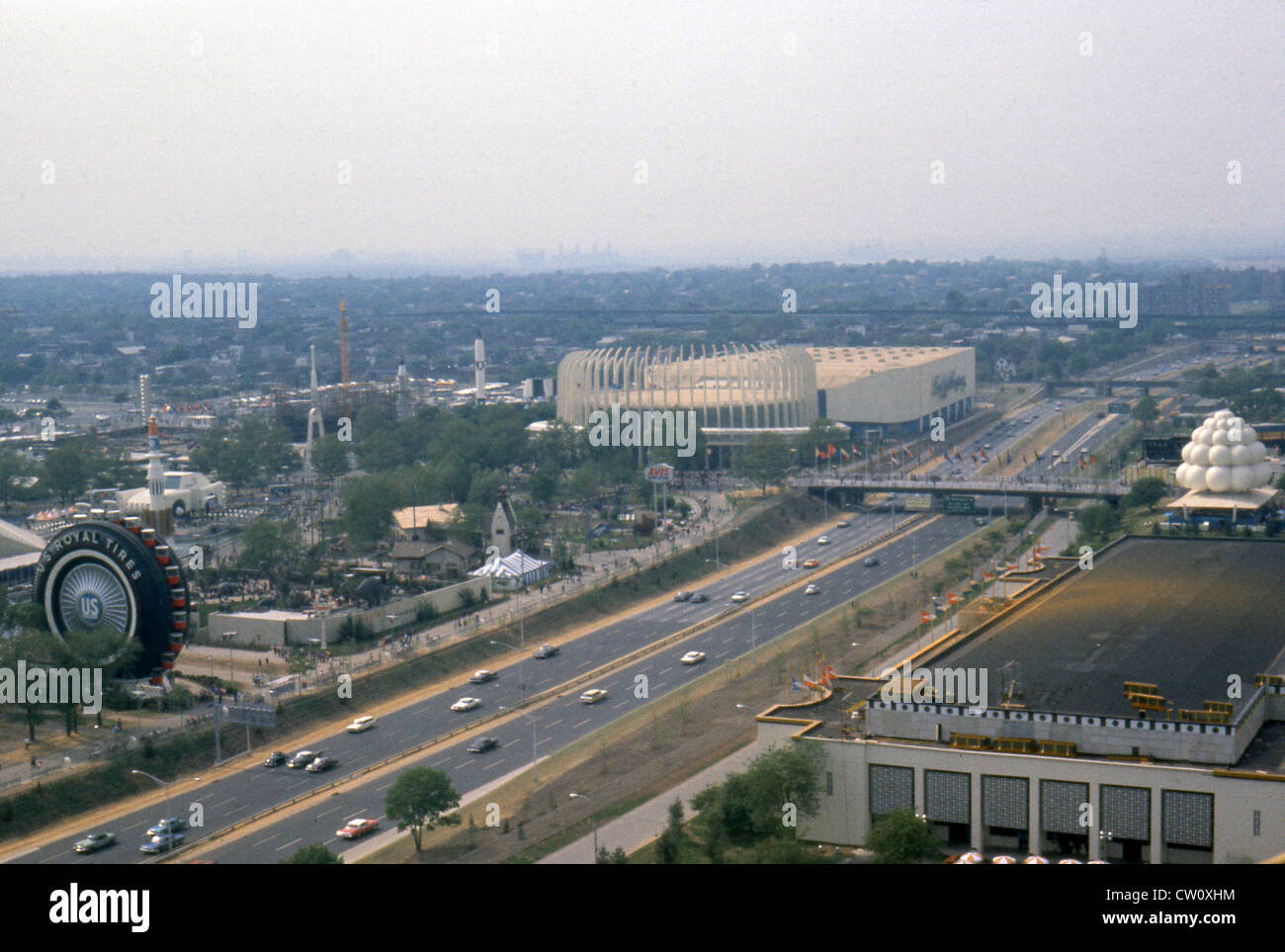 Originalfoto aus dem Jahr 1964. 1964 New York World's Fair, Luftaufnahme vom New York Pavilion. Stockfoto