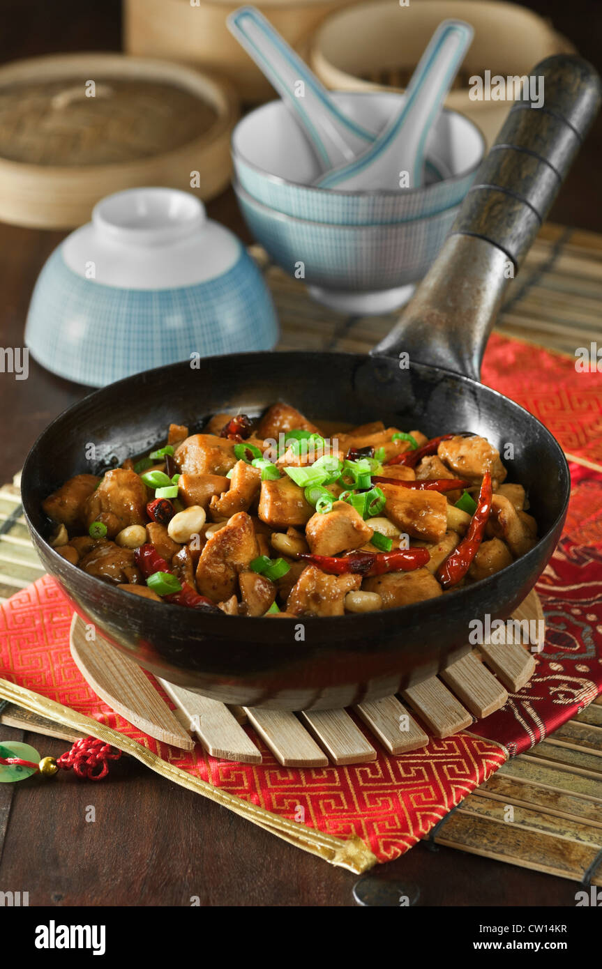 Kung Pao Chicken chinesisches Essen Stockfoto