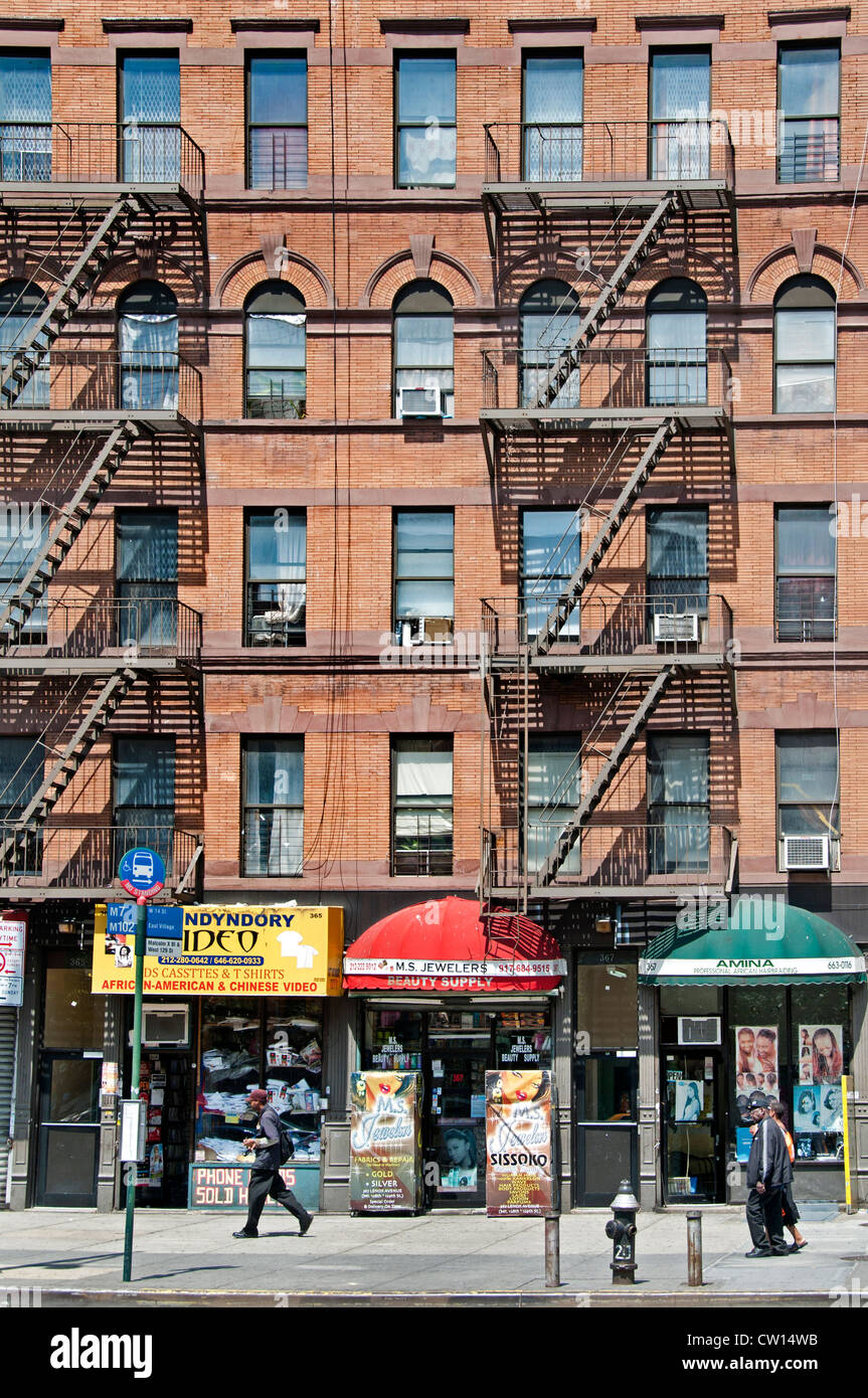 Malcolm X Boulevard Lenox Avenue in Harlem New York City Manhattan USA American Stockfoto