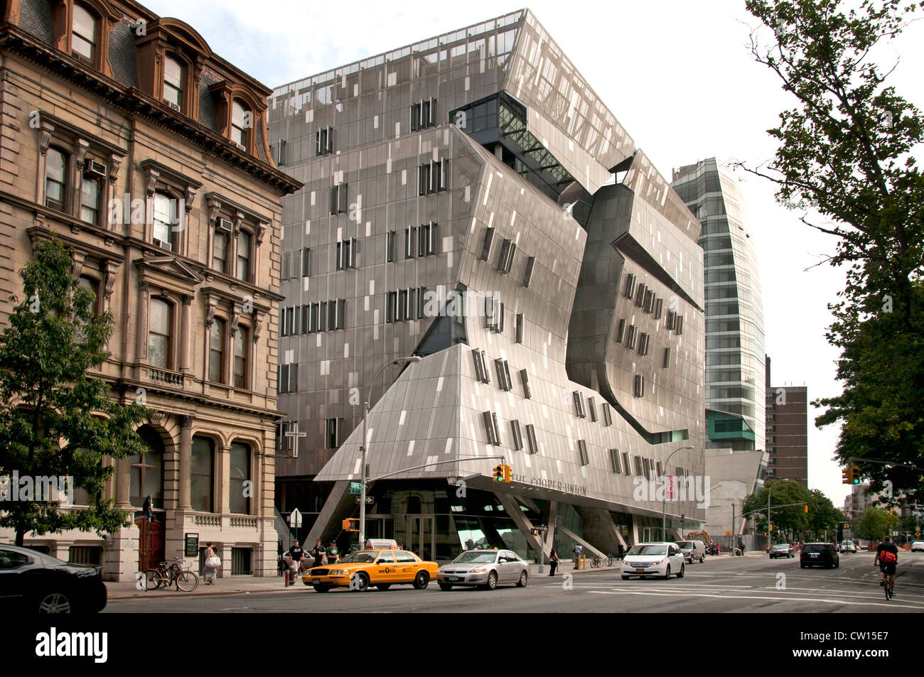 Cooper Union neue akademische Gebäude entworfen von Thom Mayne von Morphosis Architektur East Village in Manhattan New York Stockfoto