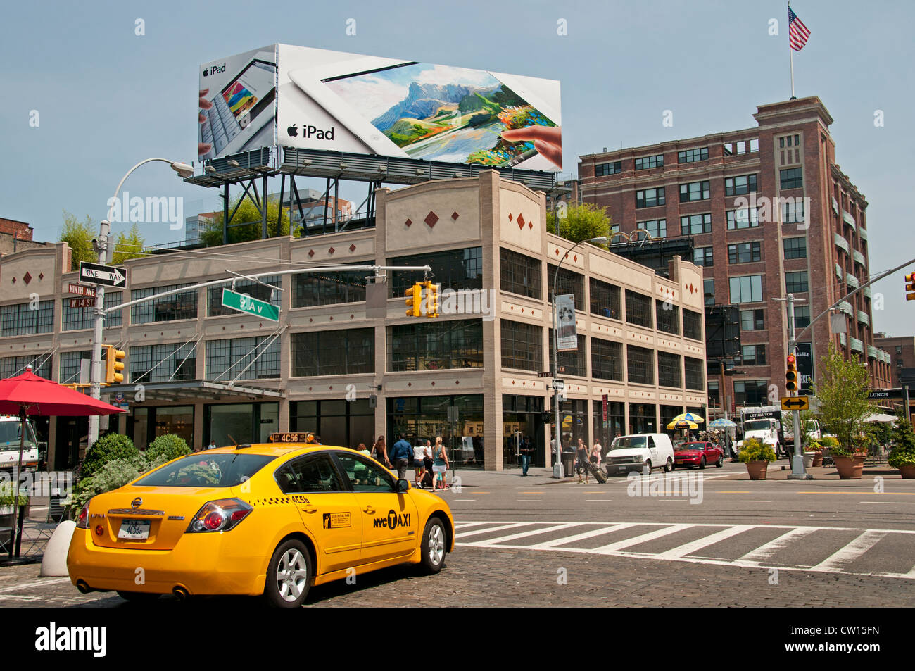 iPad Apple Store 8th Avenue W 14. Straße Meatpacking District Manhattan New York City Vereinigte Staaten Stockfoto