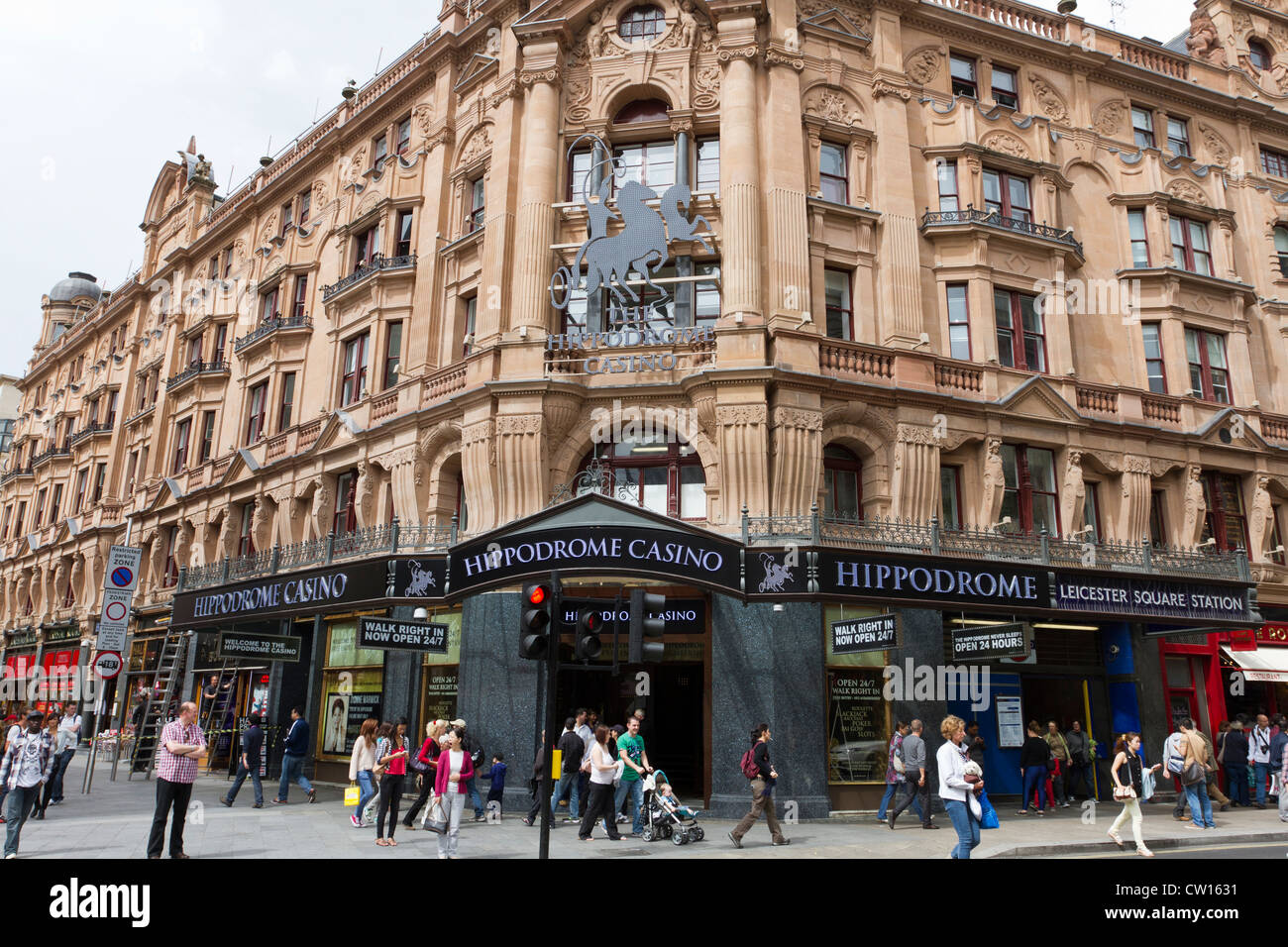 Cranbourn Street London Stockfotos und -bilder Kaufen - Alamy