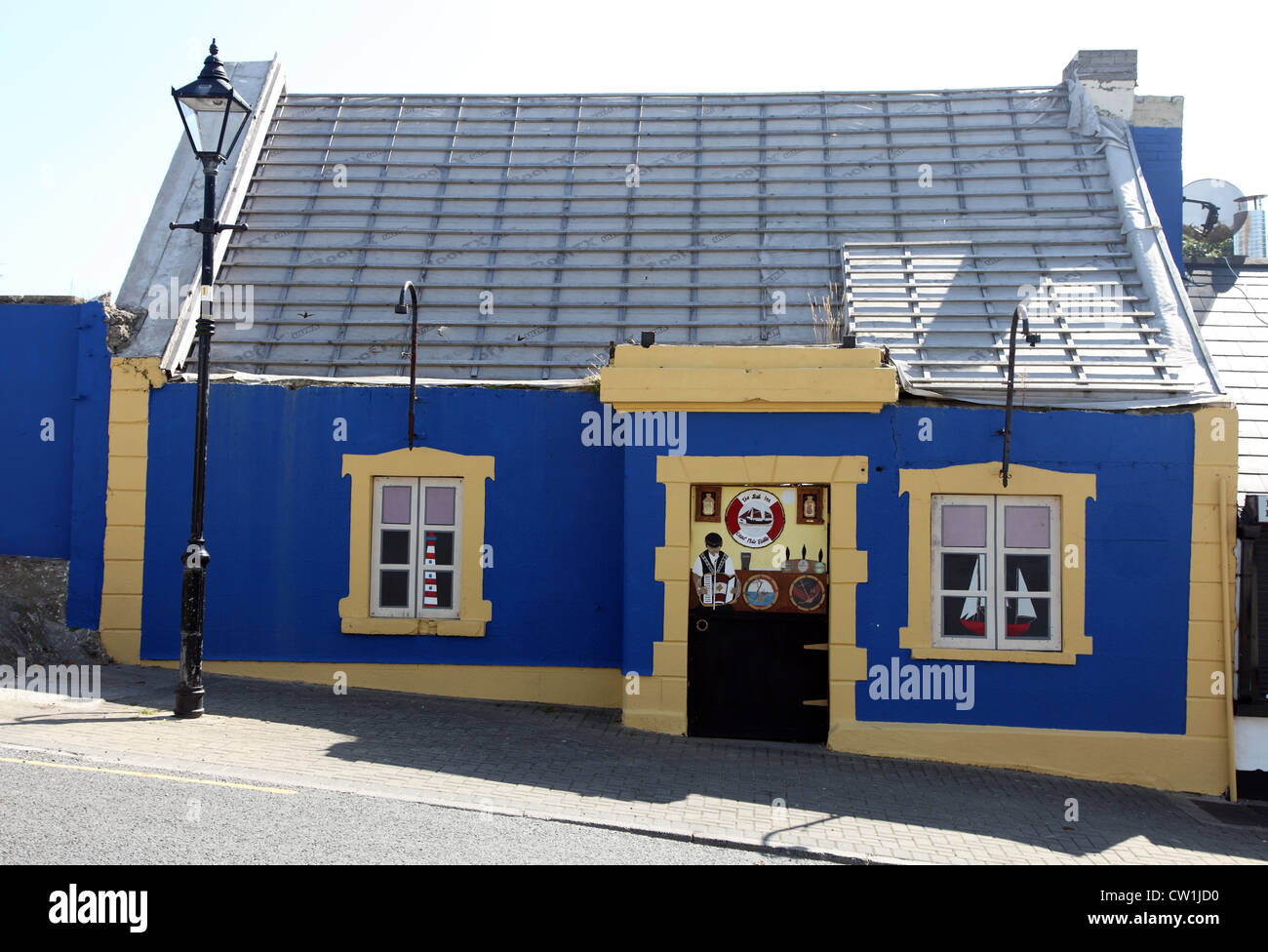Das Segel Inn, Pub in Fischen Dorf von Clogherhead, Co. Louth, Irland Stockfoto