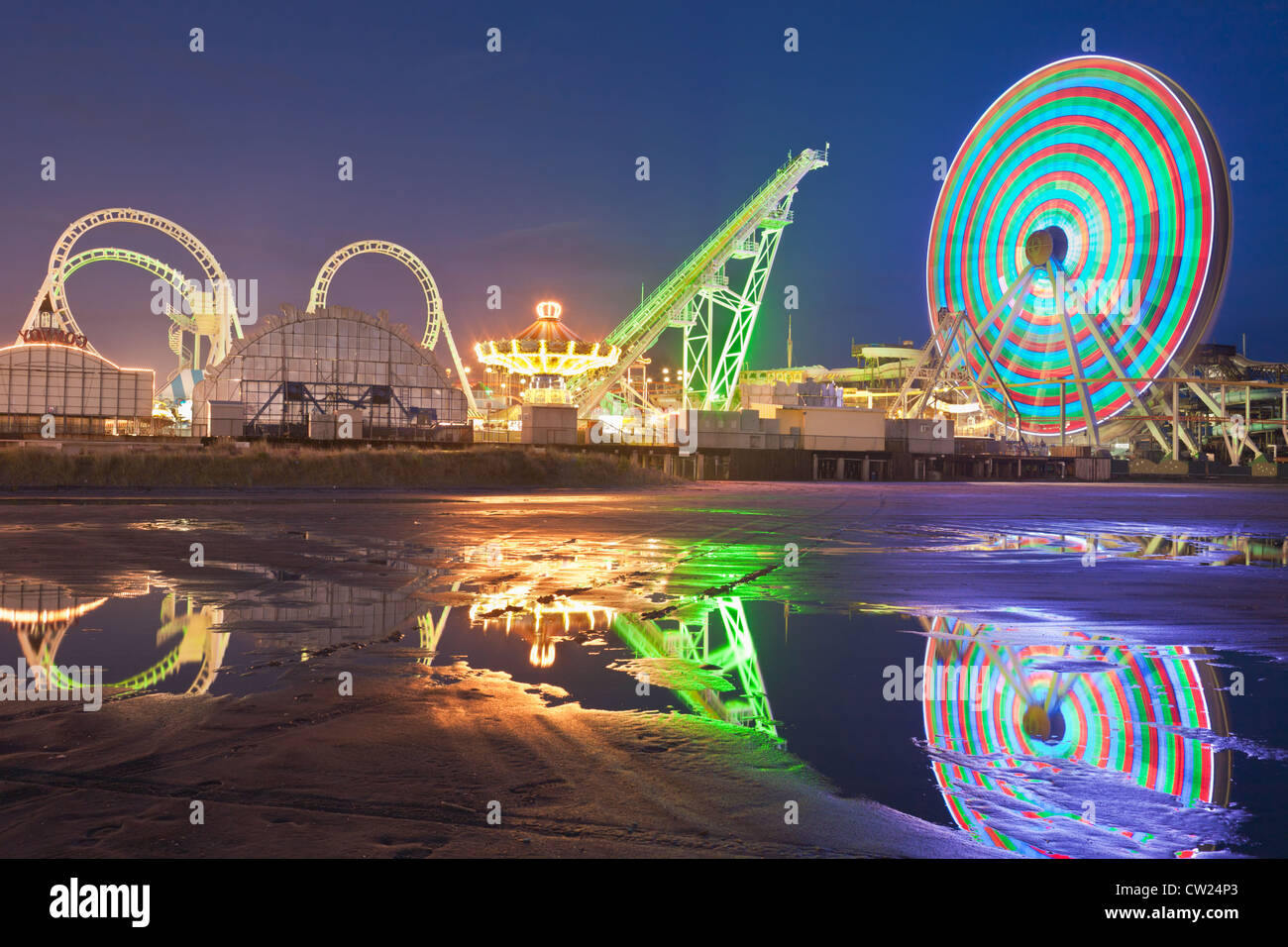 Karneval-Fahrgeschäfte auf Morey Piers Vergnügungspark, Wildwood, New Jersey Stockfoto