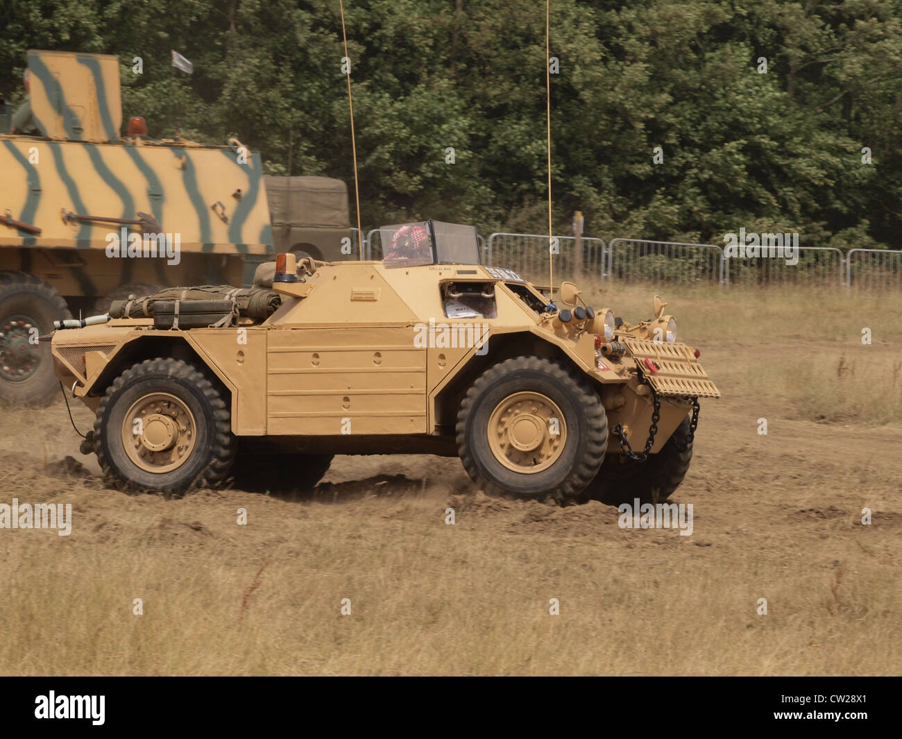 Der Ferret Mk1 „Delilah“ ist ein britisches Aufklärungsfahrzeug, das Mitte des 20. Jahrhunderts eingesetzt wurde. Es wurde für die Späher entwickelt und mit einem Maschinengewehr zum Schutz bewaffnet. Stockfoto