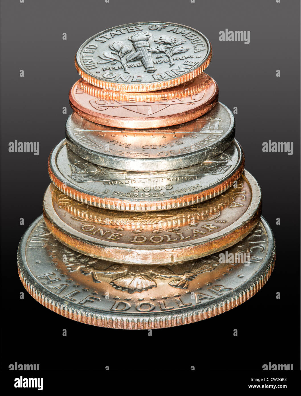 Makro-Stapel aller US-Münzen im Umlauf in den USA aus und half Dollar Münze auf cent Stockfoto