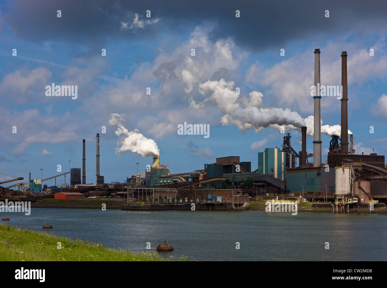 Hoogovens Stahl-Fabrik in IJmuiden-Velsen, Niederlande Stockfoto