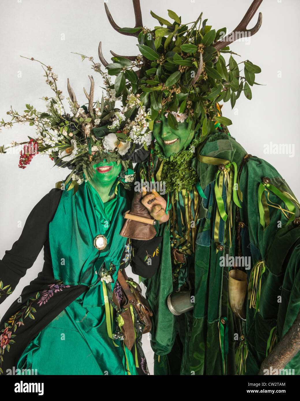 Kostümierte Teilnehmer der Jack im Grünen Festival. Hastings. East Sussex. England. Großbritannien Stockfoto