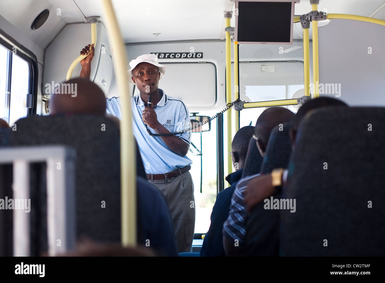 Reiseführer auf Robben Island, Table Bay, Gefängnis für politische Gefangene während der Apartheid in Südafrika verwendet. Stockfoto