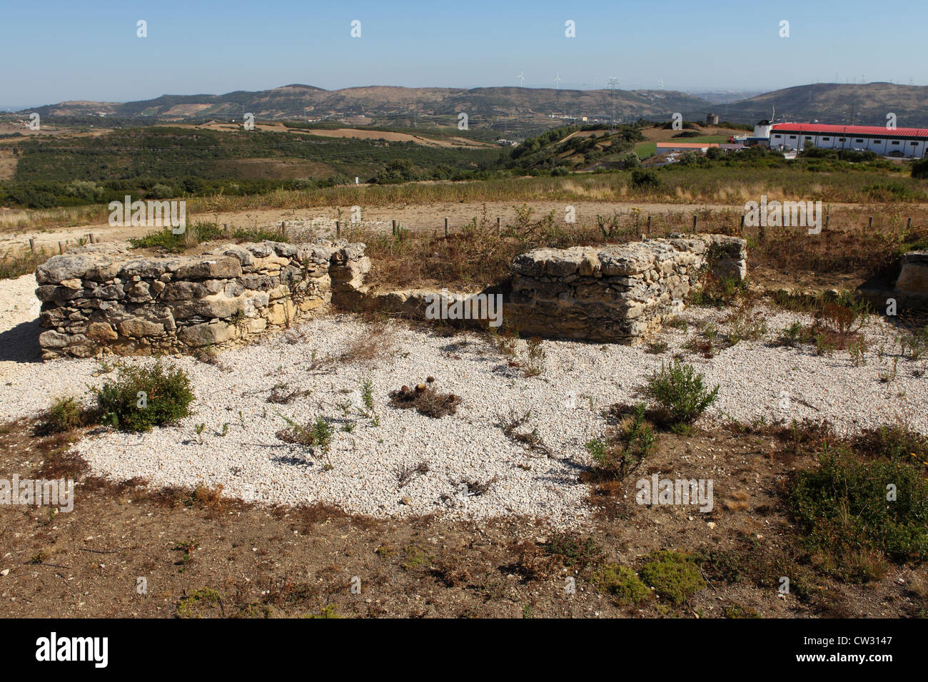 Ruinen in Forte da Carvalha, Fort Nummer 10 von 152 Festungen und Erdarbeiten der Linien von Torres Vedras. Stockfoto