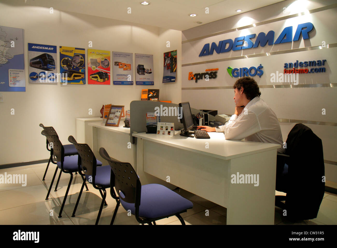 Mendoza Argentinien, Villa Rueza, Mendoza Plaza, Shopping Shopper Shopper Shop Shops Markt Kauf Verkauf, Geschäft Geschäfte Business Unternehmen, Indoor Mall, ce Stockfoto