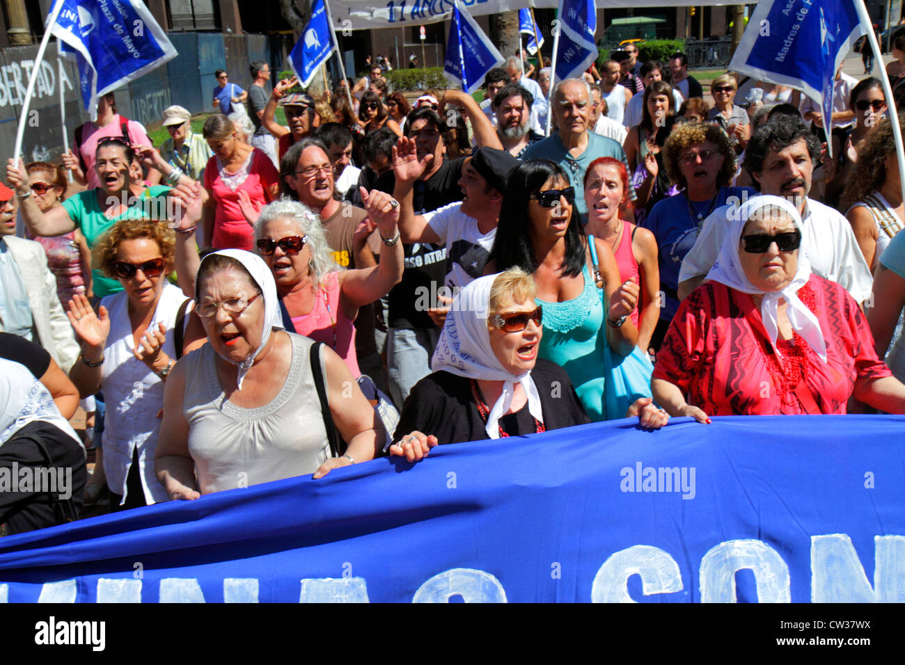 Buenos Aires Argentinien, Plaza de Mayo historischer Hauptplatz, politischer Mittelpunkt, Protest, Demonstration, Islas Malvinas, Falklandinseln Krieg, lateinisches Lateinamerikas Stockfoto