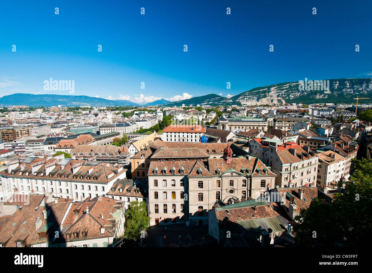 Panoramablick über die Dächer der Stadt, Genf, Schweiz Stockfoto