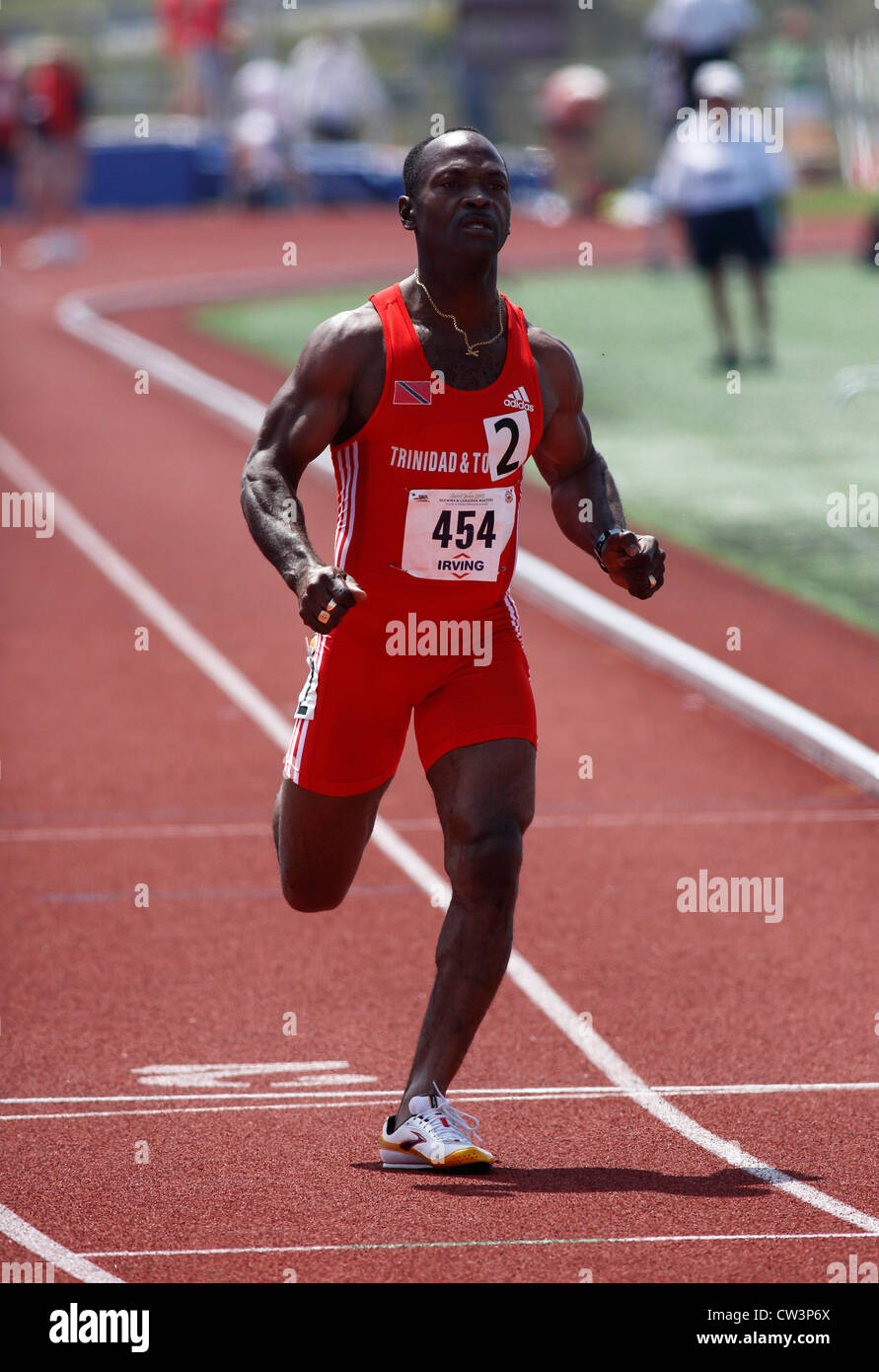 Raymond Smith von Trinidad und Tobago Rennen in 2012 NCCWMA & CMA Track & Feld Meisterschaften. Stockfoto