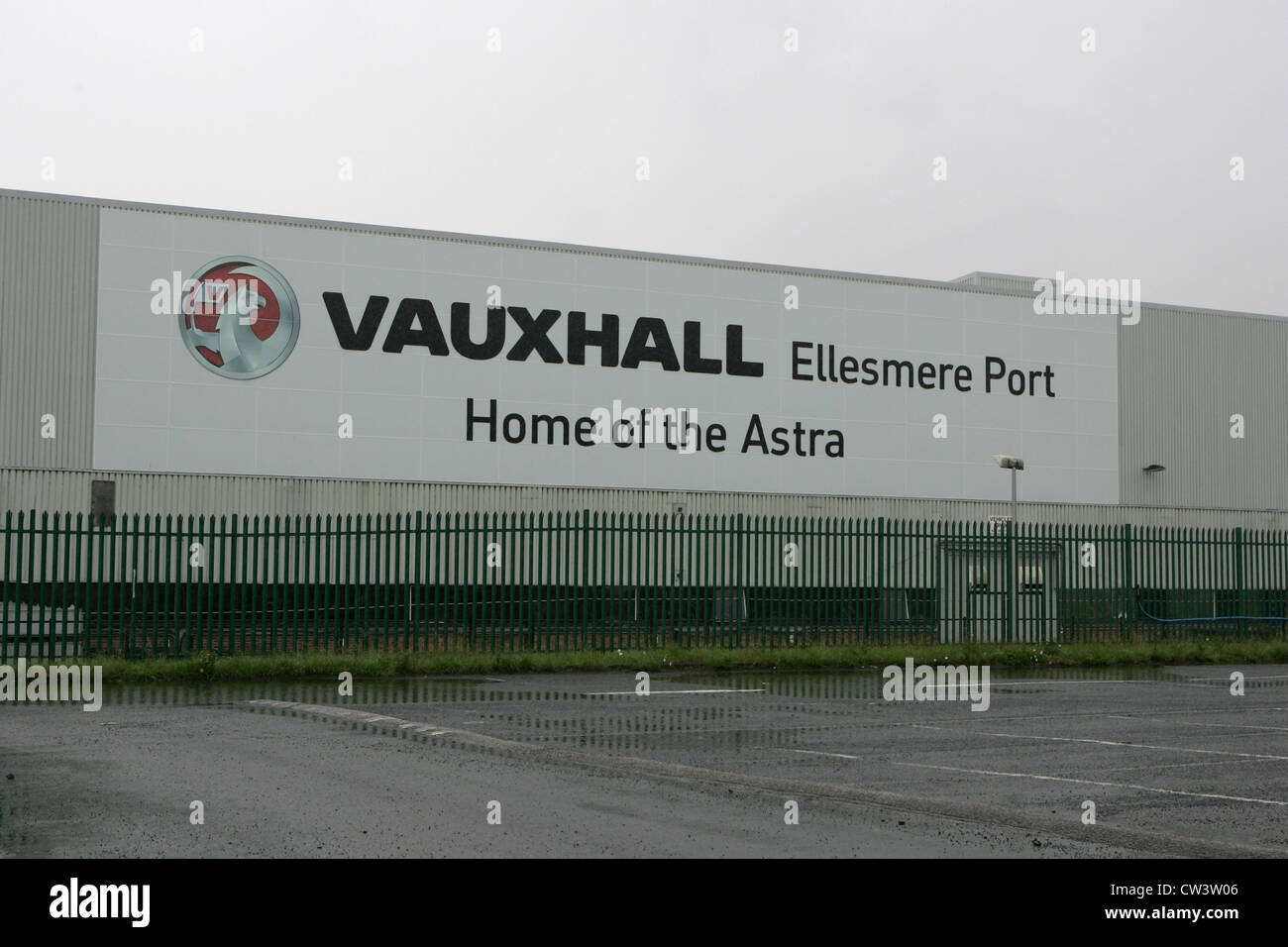 Vauxhall Ellesmere Port Fabrik Juli 2012 Stockfoto