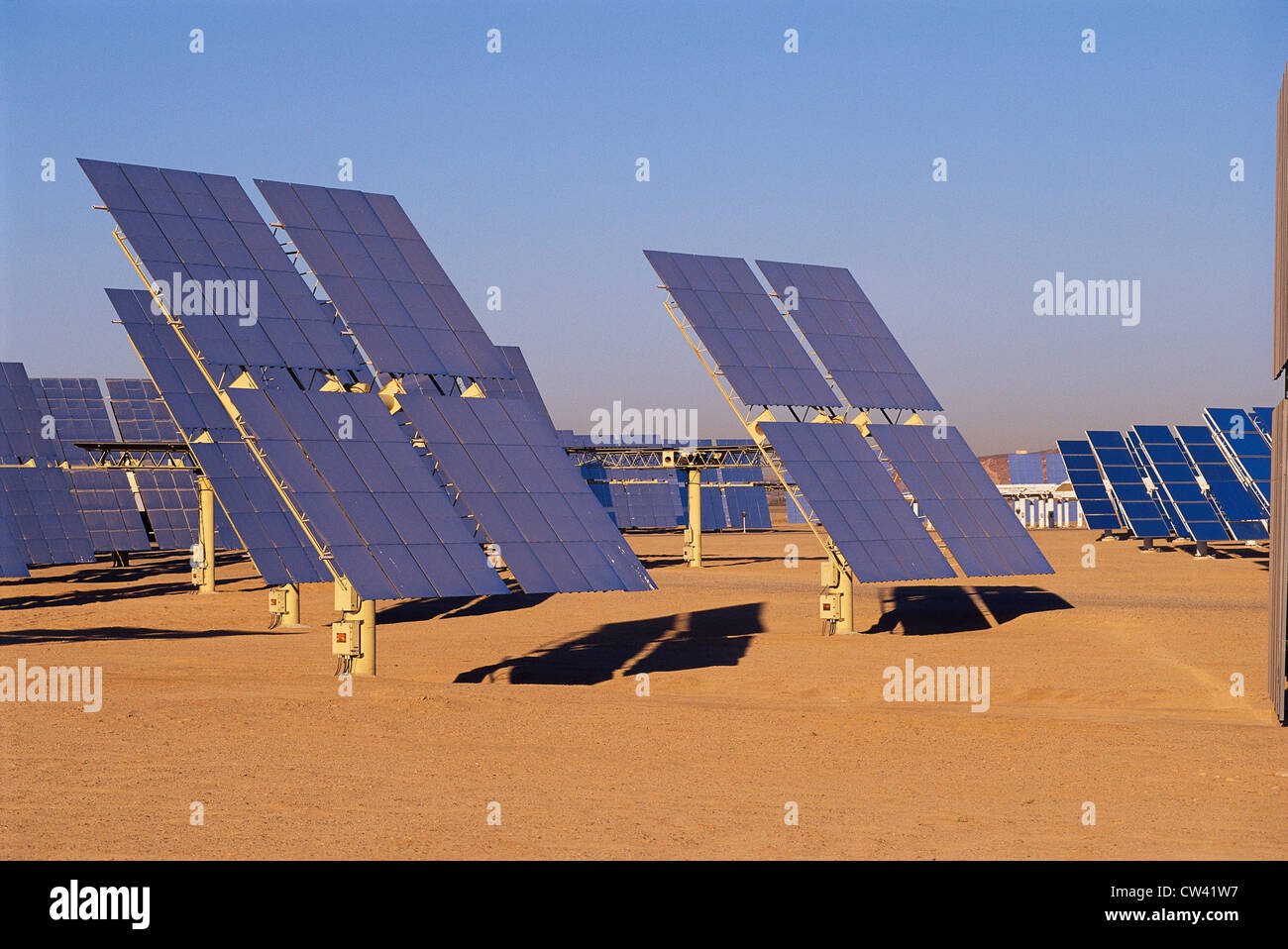 Dies ist eine Solaranlage Solar 2 genannt. Dies wurde von Southern California Edison aktualisiert. Stockfoto