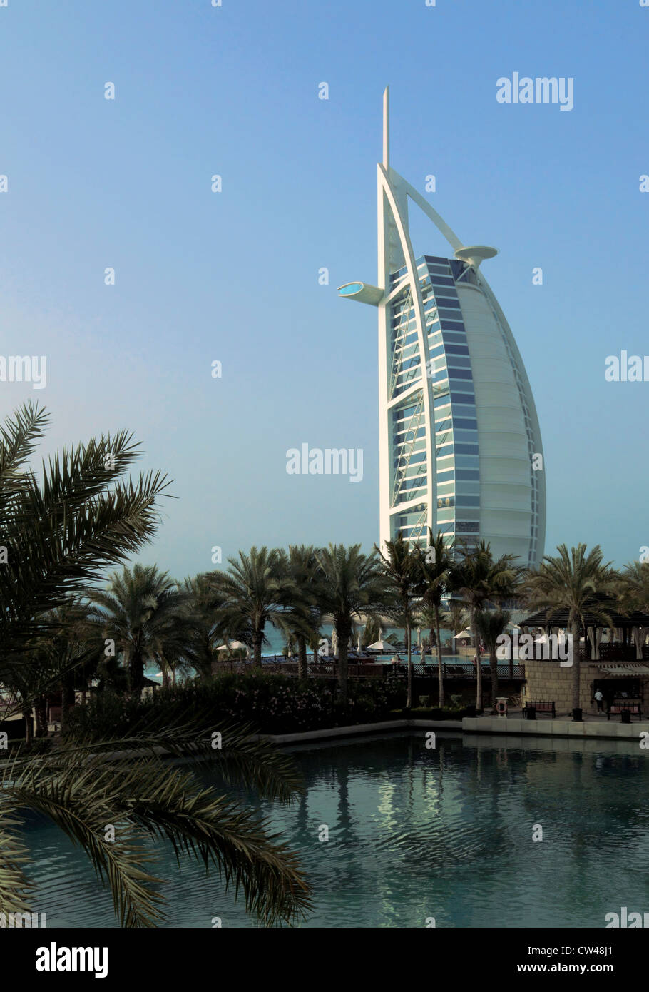 3487 Burj al Arab von Madinat Jumeirah, Dubai, Vereinigte Arabische Emirate. Stockfoto