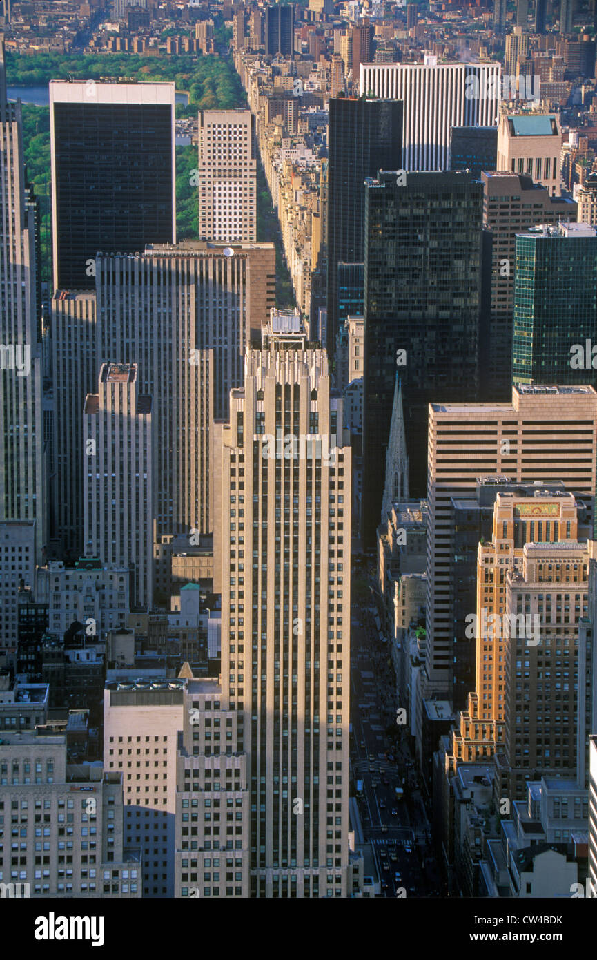 New York City at 42nd Street and 5th Avenue, Manhattan, NY Stockfoto