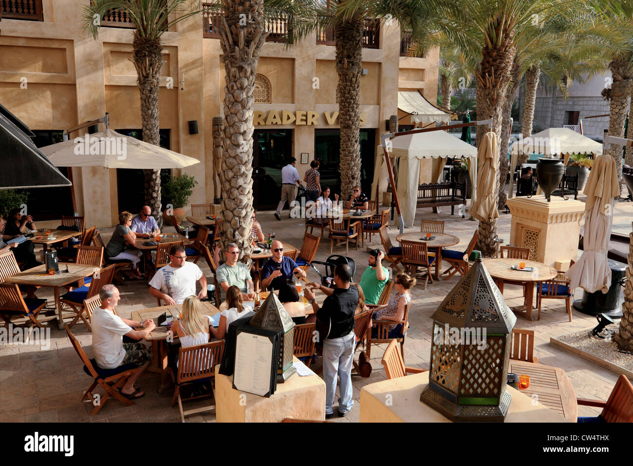 3637. Restaurant, Madinat Jumeirah, Dubai, Vereinigte Arabische Emirate. Stockfoto