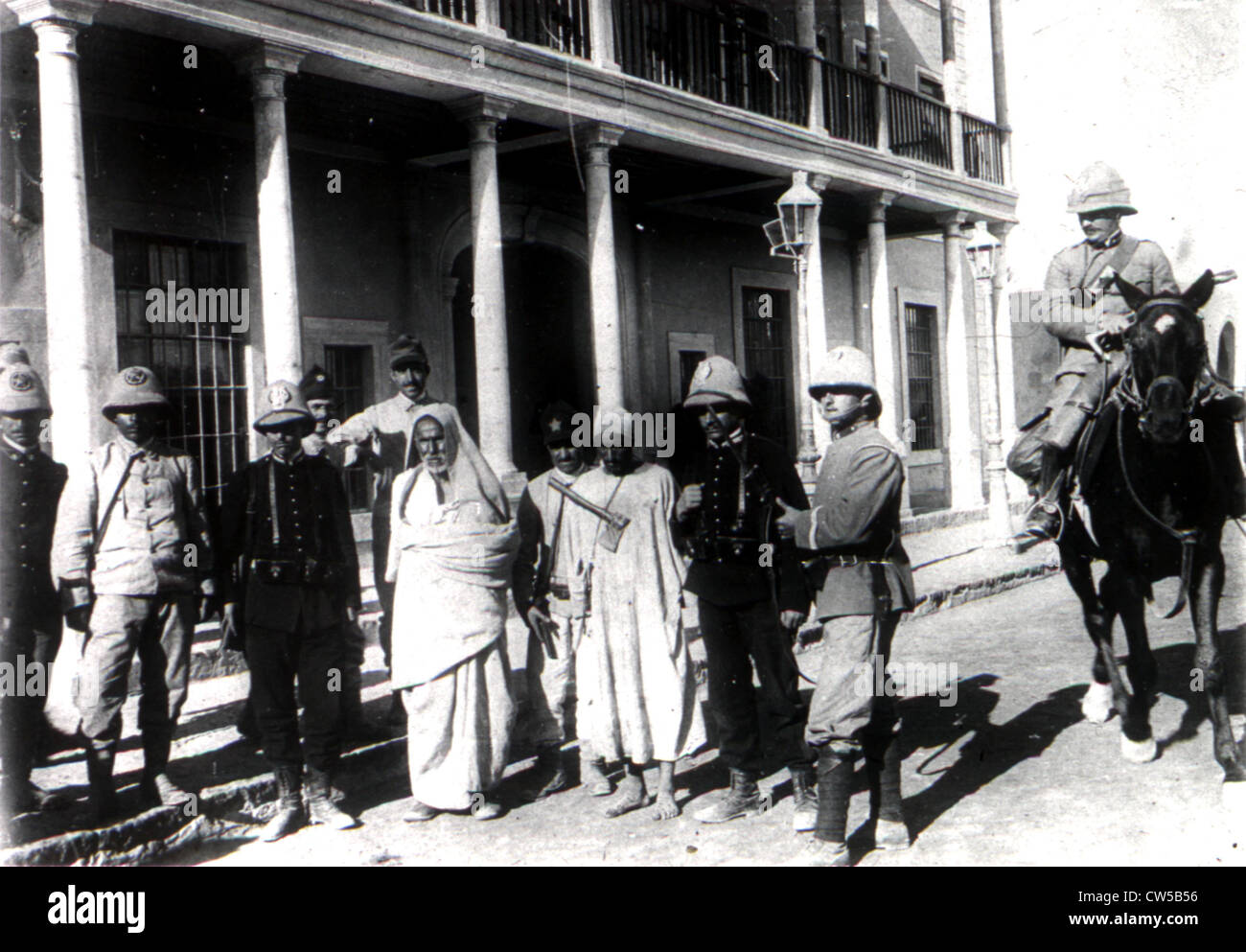Zwei arabische Führer von den Italienern zum Tode verurteilt Stockfoto