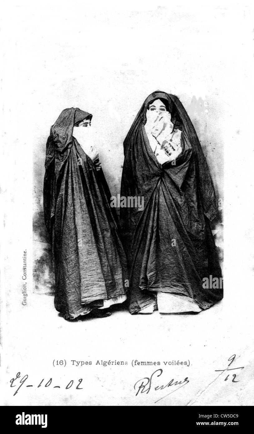 Postkarte, verschleierte Frauen (schwarze Schleier: Constantine Bereich) Stockfoto
