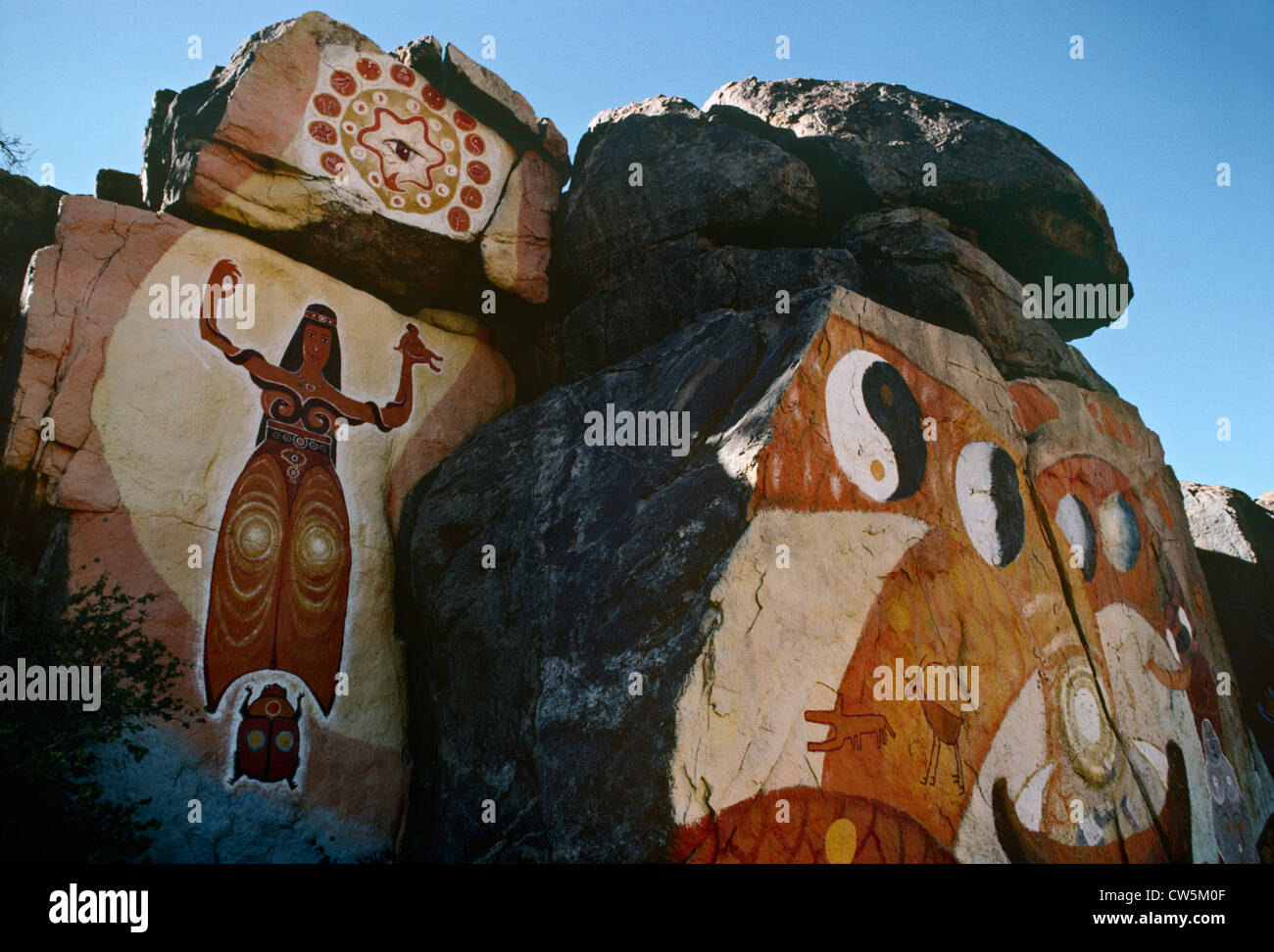 Rock Wandgemälden von Roy Purcell, Chlorid, Arizona. Stockfoto