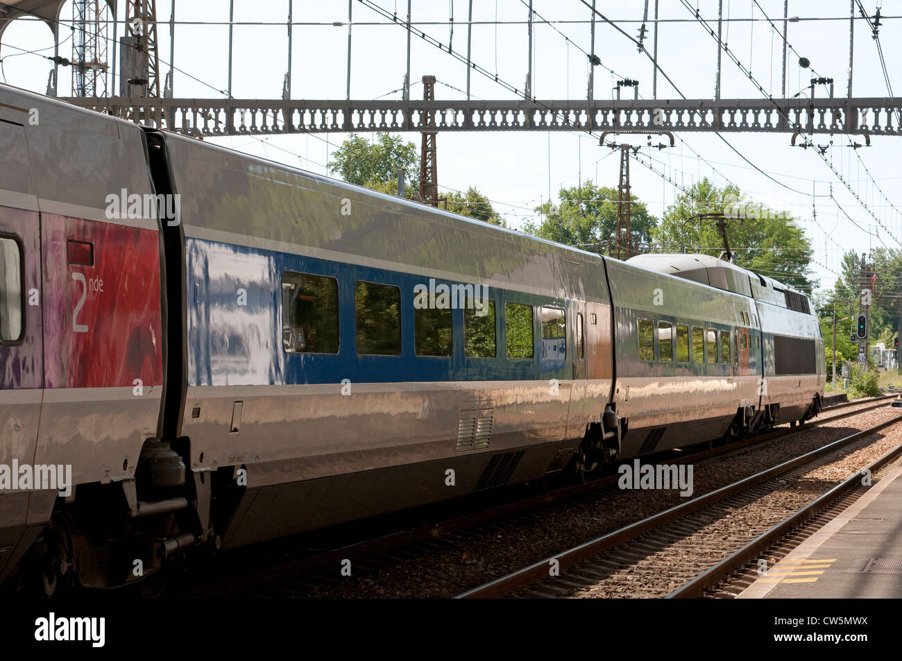 TGVR Zug Bahnhof Pau Südwest Frankreich SNCF Eisenbahnsystems Stockfoto