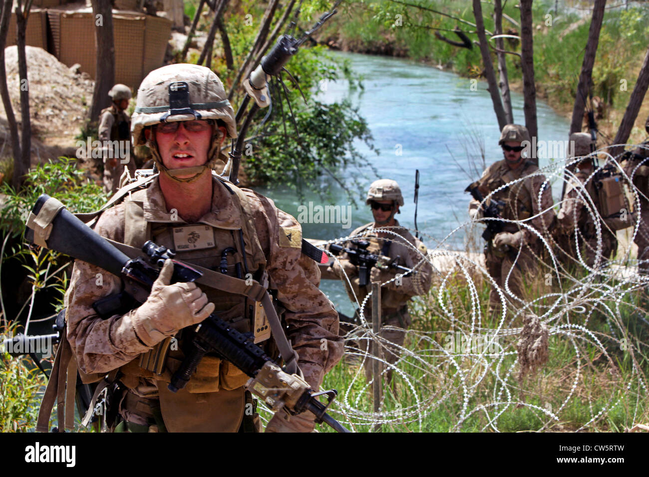 US-Marines auf Fuß Patrouille 14. April 2012 um Kajaki, Afghanistan. Stockfoto