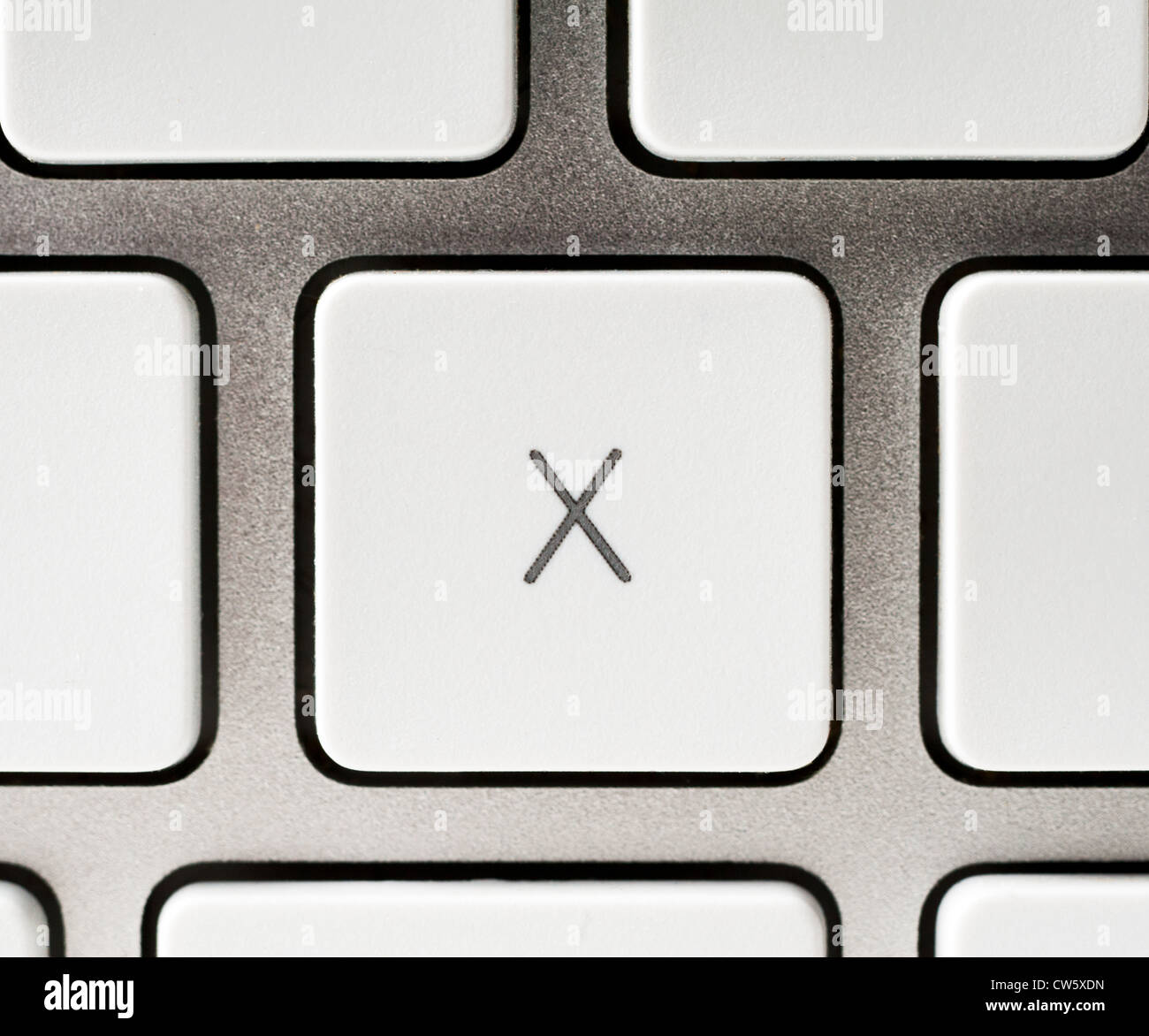 Buchstabe X auf einer Apple-Tastatur Stockfoto
