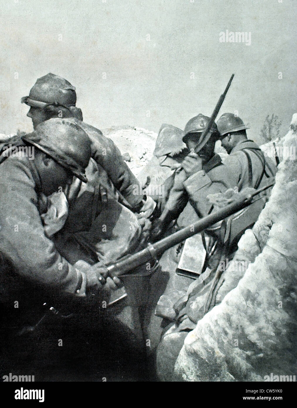 Ersten Weltkrieg. Am Chemin des Dames, Infanteristen, die in Erwartung den deutschen Gegenangriff (6. Mai 1917) Stockfoto