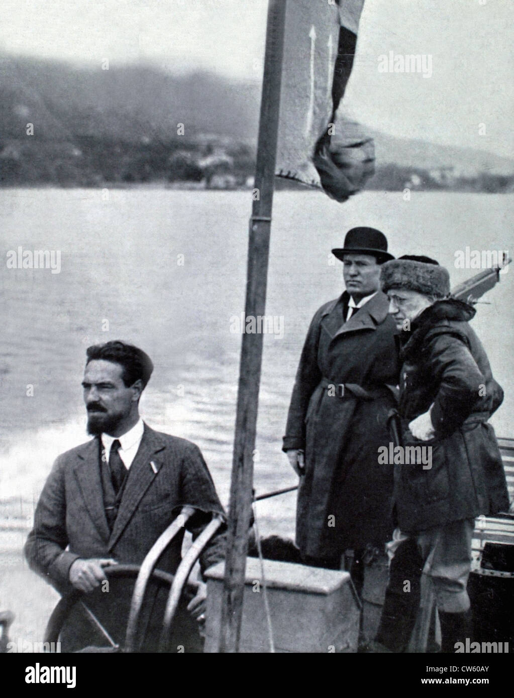 Mussolini und d ' Annunzio Boot fahren am Gardasee (1925) Stockfoto