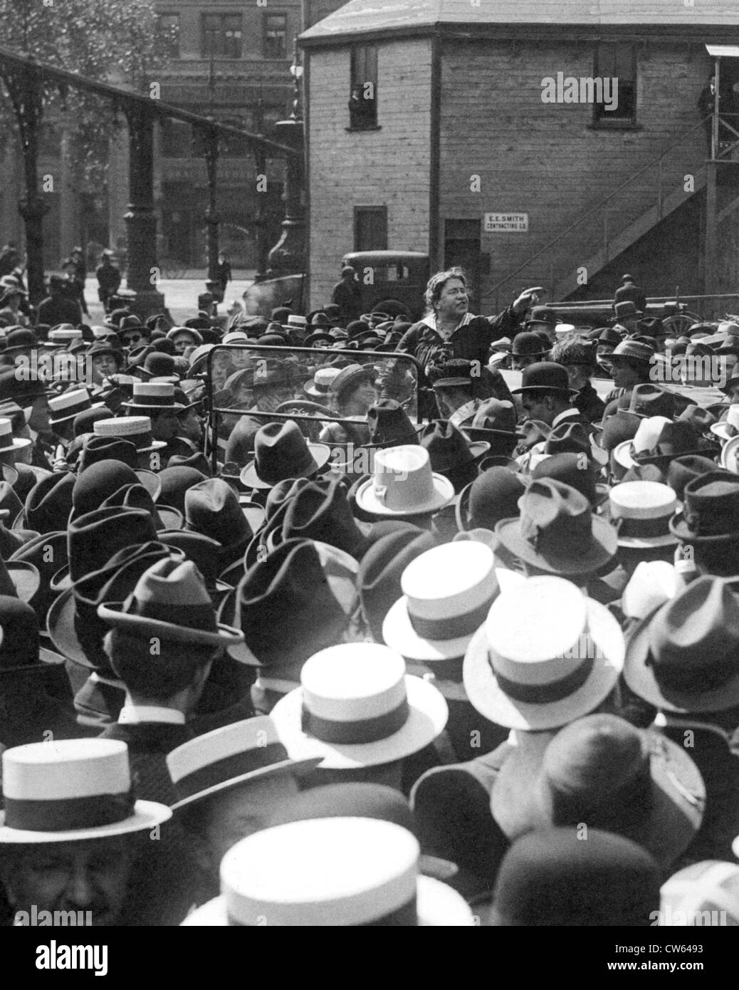 EMMA GOLDMAN (1869-1940) Russische Anarchist machen eine Rede in Union Square, New York, 21. Mai 1916, fordert direkte Aktion Stockfoto