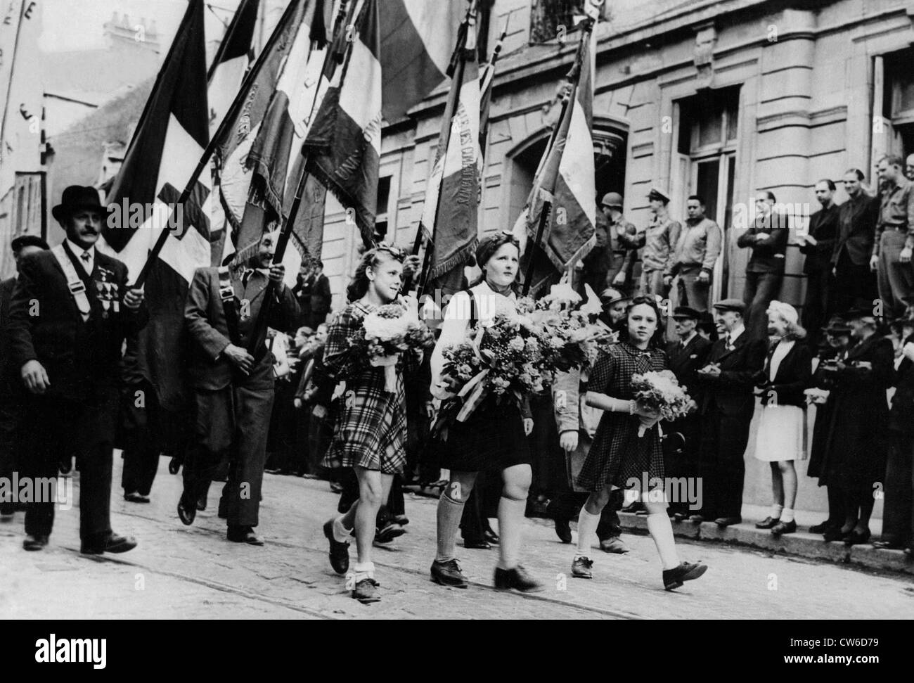 Cherbourg (Frankreich) beobachtet Nationalfeiertag (14. Juli 1944). Stockfoto