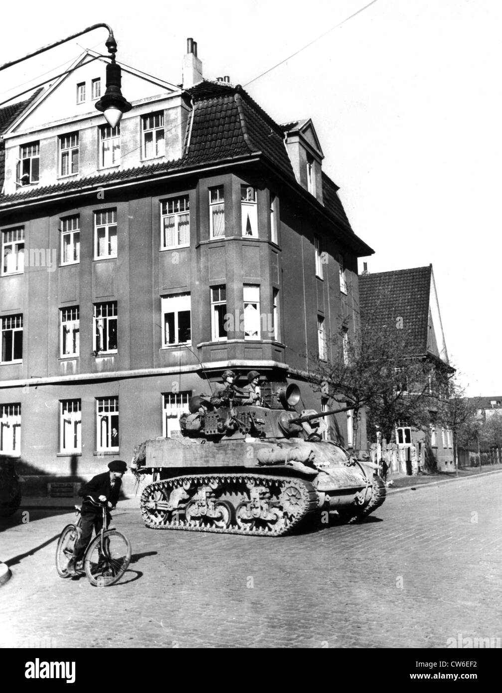 Amerikanischen 9. Armee tritt in Peine, 10. April 1945 Stockfoto