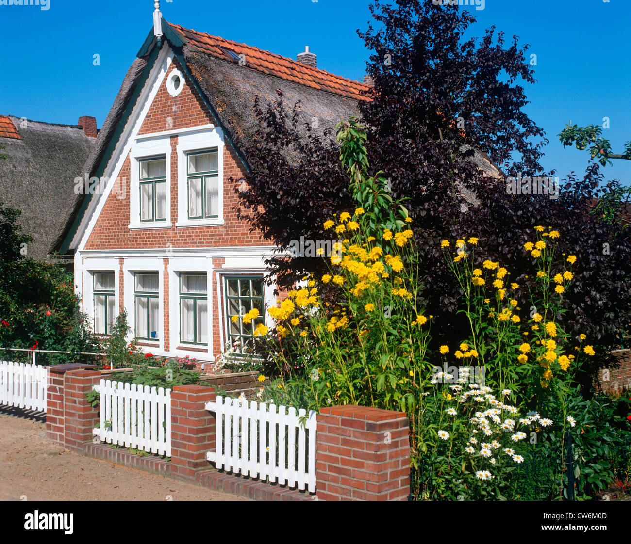 typisches Haus der alten Land bei Hamburg, Deutschland, Hamburg Stockfoto