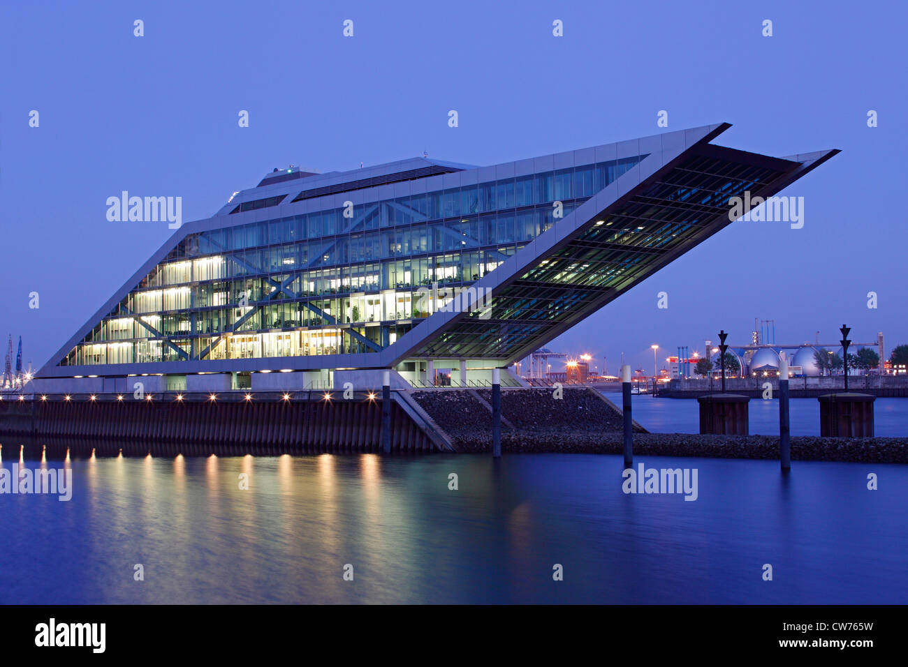 Bürohaus Dockland, Deutschland, Hamburg Stockfoto