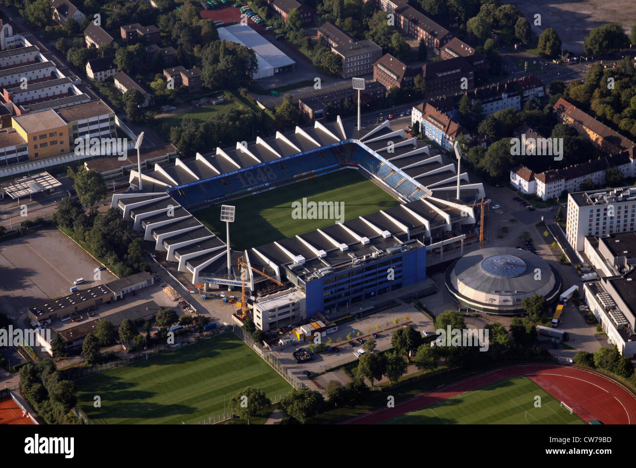 Rewirpower Stadion des VFL Bochum und Runde Sporthalle, Bochum, Ruhrgebiet, Nordrhein-Westfalen, Deutschland Stockfoto